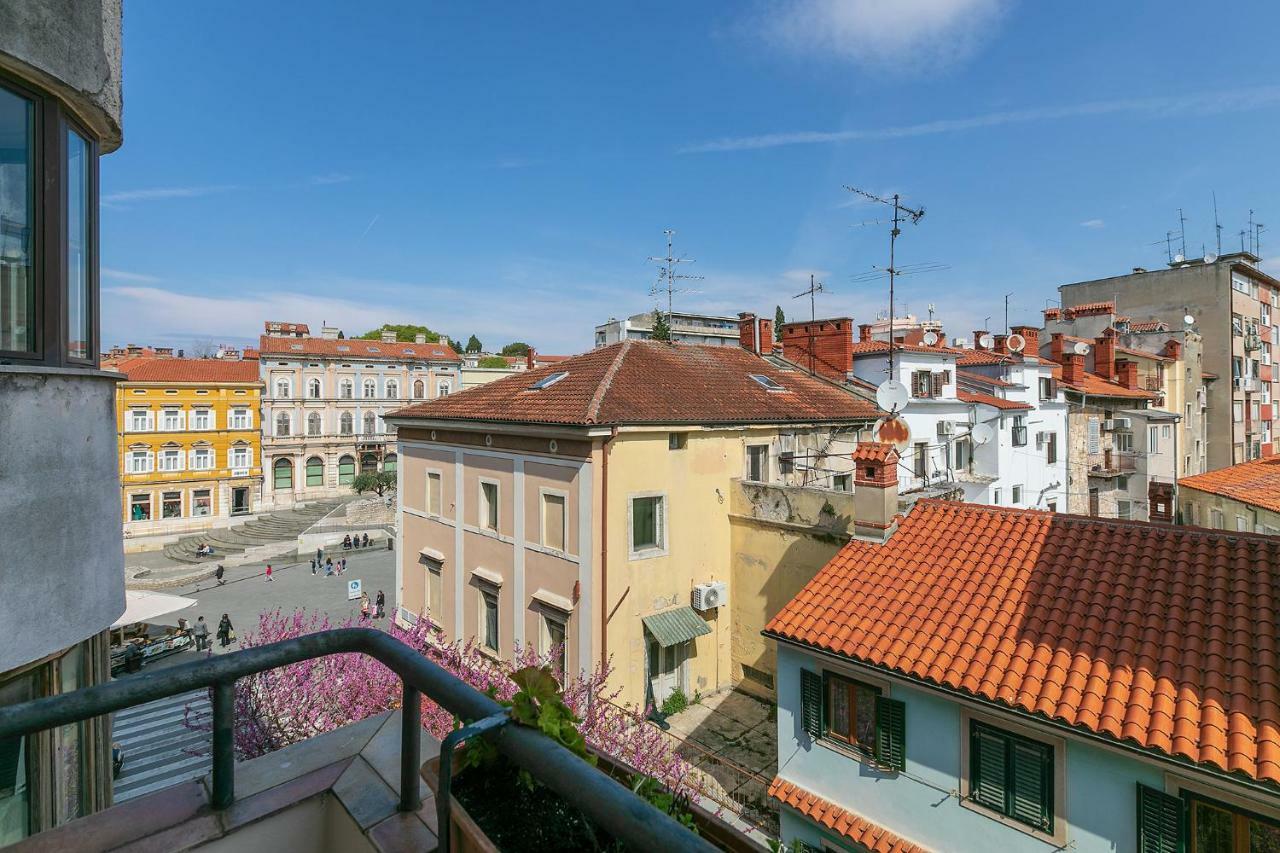 Pula Citybreak Luaran gambar